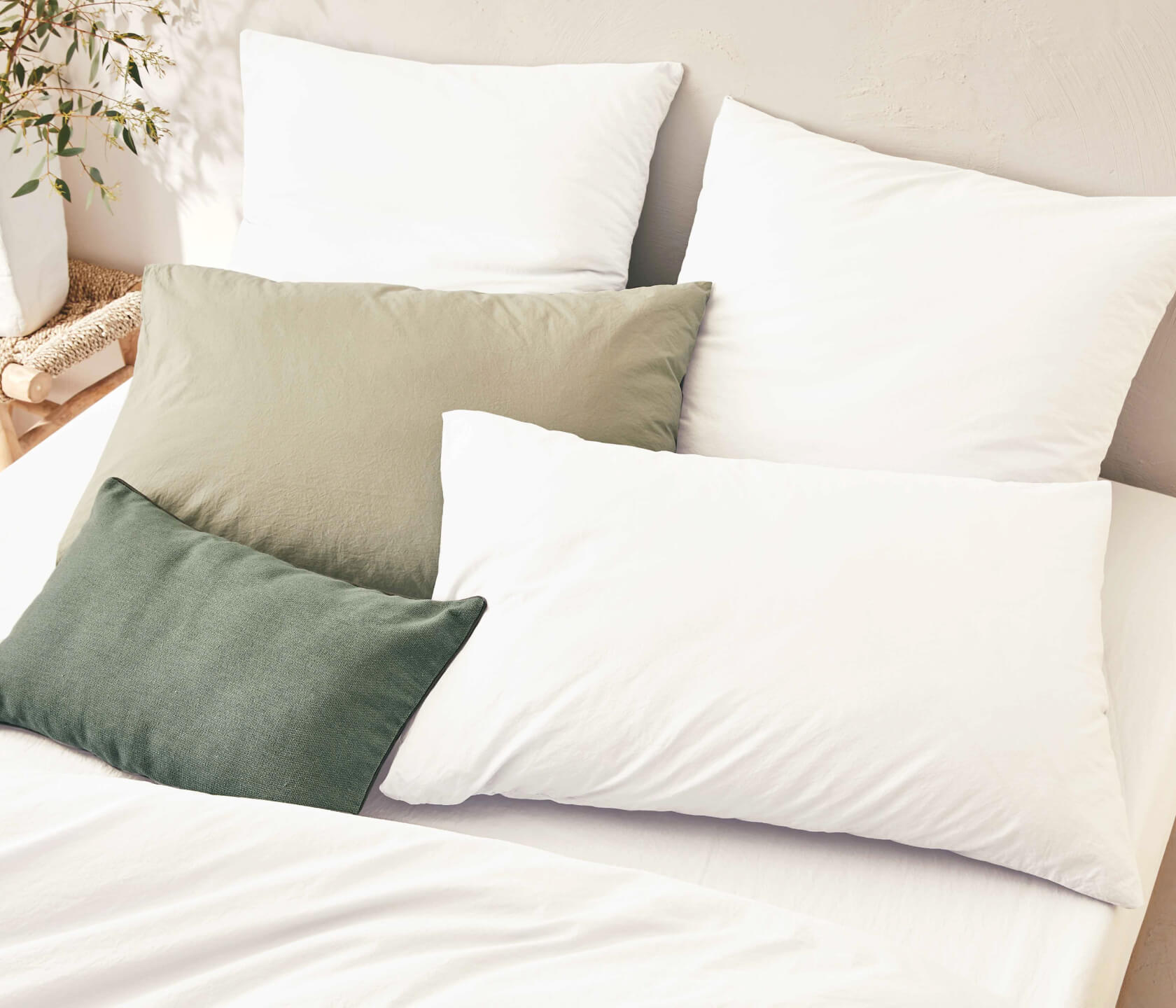 Pre-washed cotton pillowcase