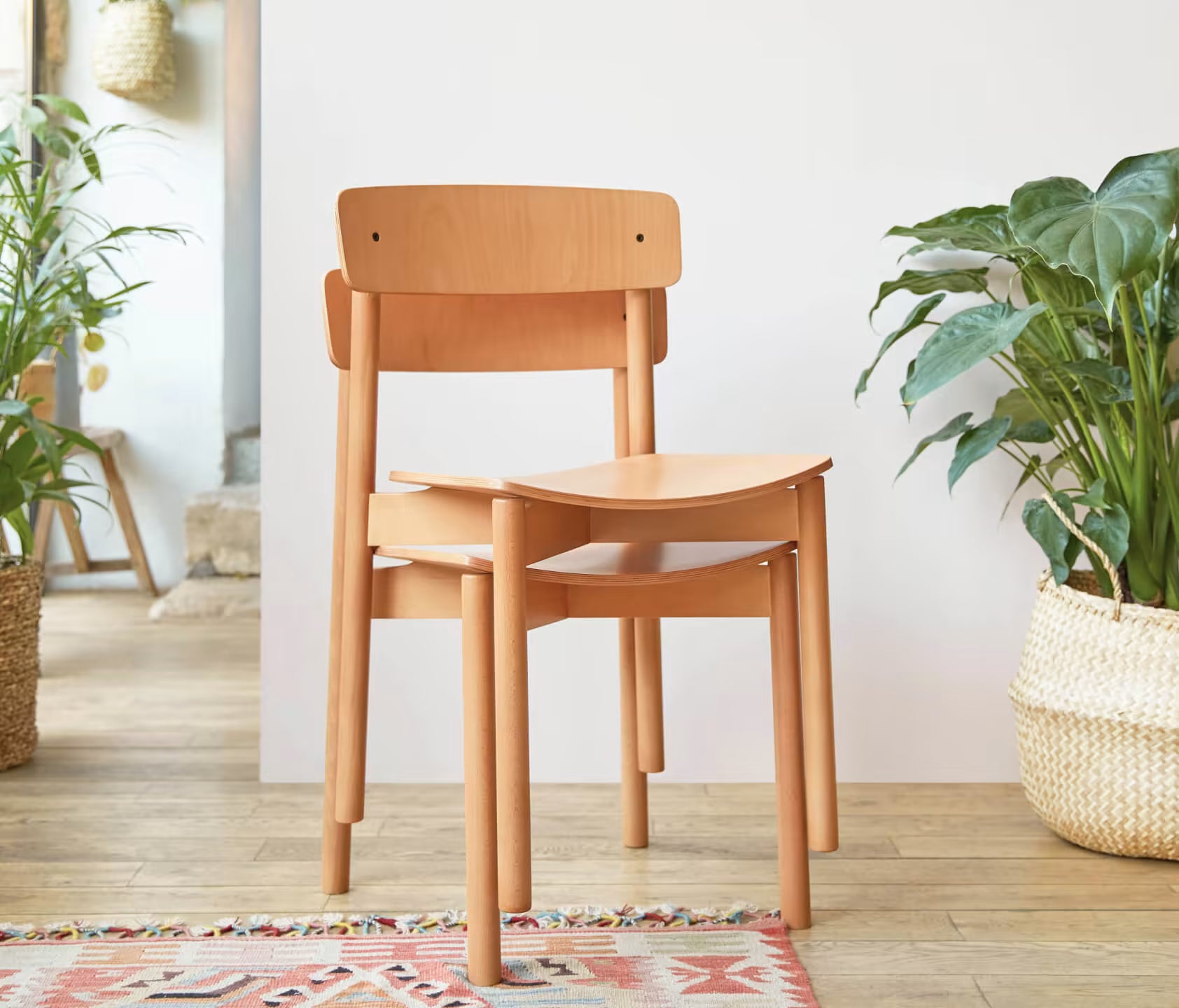 MAIA-stoel van massief hout (set van 2)